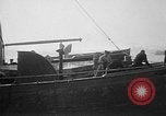Image les fonctionnaires de la Garde côtière New York United States USA, 1931, de la seconde 22 séquences d'archives historiques vidéo 65675072967