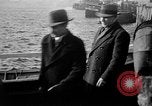 Image les fonctionnaires de la Garde côtière New York United States USA, 1931, de la seconde 52 séquences d'archives historiques vidéo 65675072967
