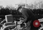 Image les fonctionnaires de la Garde côtière New York United States USA, 1931, de la seconde 57 séquences d'archives historiques vidéo 65675072967