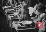 Standbild Maria Montessori Berlin Deutschland, 1931, aus Sekunde 42 historischem Filmmaterial Videoclip 65675072972