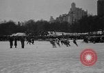 Immagine di Pattini argento Derby Manhattan New York City USA, 1931, secondo 32 filmato di repertorio 65675072974