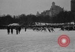 Immagine di Pattini argento Derby Manhattan New York City USA, 1931, secondo 33 filmato di repertorio 65675072974