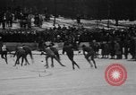 Immagine di Pattini argento Derby Manhattan New York City USA, 1931, secondo 52 filmato di repertorio 65675072974
