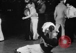 Immagine di Endurance concorso di ballo Chicago Illinois USA, 1931, secondo 21 filmato di repertorio 65675072975