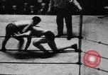 Immagine di Match wrestling New York United States USA, 1931, secondo 47 filmato di repertorio 65675072976