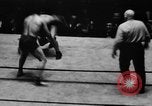 Immagine di Match wrestling New York United States USA, 1931, secondo 52 filmato di repertorio 65675072976