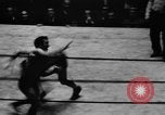 Immagine di Match wrestling New York United States USA, 1931, secondo 54 filmato di repertorio 65675072976