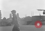 Image US Army Erftwerk 4e troupes de cavalerie entrez factory Grevenbroich Allemagne, 1945, de la seconde 25 séquences d'archives historiques vidéo 65675072984
