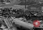 Image US Army Erftwerk 4e troupes de cavalerie entrez factory Grevenbroich Allemagne, 1945, de la seconde 42 séquences d'archives historiques vidéo 65675072984