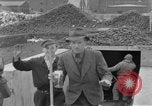 Image US Army Erftwerk 4e troupes de cavalerie entrez factory Grevenbroich Allemagne, 1945, de la seconde 54 séquences d'archives historiques vidéo 65675072984