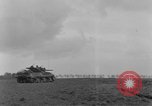 Image 4e régiment de cavalerie réservoir M10 destroyer pénètre dans la ville Grevenbroich Allemagne, 1945, de la seconde 49 séquences d'archives historiques vidéo 65675072985