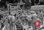 Standbild alliierte Invasion Paris Frankreich, 1944, aus Sekunde 30 historischem Filmmaterial Videoclip 65675073008
