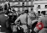 Standbild deutschen Kapitulation Paris Frankreich, 1944, aus Sekunde 5 historischem Filmmaterial Videoclip 65675073009