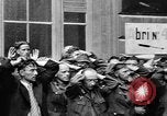 Standbild deutschen Kapitulation Paris Frankreich, 1944, aus Sekunde 23 historischem Filmmaterial Videoclip 65675073009