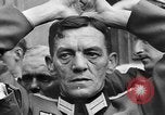 Standbild deutschen Kapitulation Paris Frankreich, 1944, aus Sekunde 31 historischem Filmmaterial Videoclip 65675073009