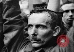 Standbild deutschen Kapitulation Paris Frankreich, 1944, aus Sekunde 33 historischem Filmmaterial Videoclip 65675073009