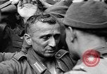 Standbild deutschen Kapitulation Paris Frankreich, 1944, aus Sekunde 35 historischem Filmmaterial Videoclip 65675073009