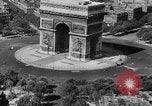Standbild Scharfschützen Angriff Paris Frankreich, 1944, aus Sekunde 5 historischem Filmmaterial Videoclip 65675073010
