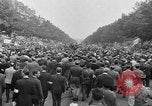 Standbild Scharfschützen Angriff Paris Frankreich, 1944, aus Sekunde 24 historischem Filmmaterial Videoclip 65675073010