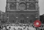 Standbild Scharfschützen Angriff Paris Frankreich, 1944, aus Sekunde 27 historischem Filmmaterial Videoclip 65675073010