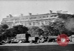 Standbild Scharfschützen Angriff Paris Frankreich, 1944, aus Sekunde 43 historischem Filmmaterial Videoclip 65675073010