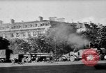 Standbild Scharfschützen Angriff Paris Frankreich, 1944, aus Sekunde 44 historischem Filmmaterial Videoclip 65675073010