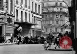 Standbild Scharfschützen Angriff Paris Frankreich, 1944, aus Sekunde 56 historischem Filmmaterial Videoclip 65675073010