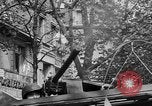 Standbild Scharfschützen Angriff Paris Frankreich, 1944, aus Sekunde 61 historischem Filmmaterial Videoclip 65675073010