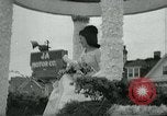 Standbild Luci B Johnson Norfolk Virginia USA, 1965, aus Sekunde 15 historischem Filmmaterial Videoclip 65675073013