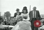 Standbild Luci B Johnson Norfolk Virginia USA, 1965, aus Sekunde 19 historischem Filmmaterial Videoclip 65675073013