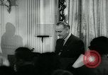 Immagine di Lyndon Johnson United States USA, 1965, secondo 18 filmato di repertorio 65675073016