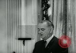 Immagine di Lyndon Johnson United States USA, 1965, secondo 44 filmato di repertorio 65675073016