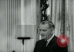 Immagine di Lyndon Johnson United States USA, 1965, secondo 51 filmato di repertorio 65675073016