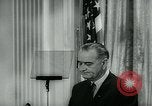 Immagine di Lyndon Johnson United States USA, 1965, secondo 56 filmato di repertorio 65675073016
