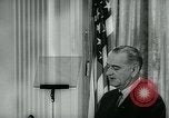 Immagine di Lyndon Johnson United States USA, 1965, secondo 59 filmato di repertorio 65675073016