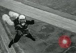 Standbild Golden Knights California United States USA, 1965, aus Sekunde 22 historischem Filmmaterial Videoclip 65675073019