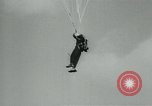 Standbild Golden Knights California United States USA, 1965, aus Sekunde 33 historischem Filmmaterial Videoclip 65675073019