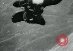 Standbild Golden Knights California United States USA, 1965, aus Sekunde 50 historischem Filmmaterial Videoclip 65675073019