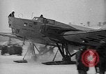 Immagine di Il russo aviatori partono Mosca in volo al Polo Nord Mosca Russia Unione Sovietica, 1937, secondo 40 filmato di repertorio 65675073020