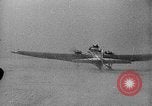Immagine di Il russo aviatori partono Mosca in volo al Polo Nord Mosca Russia Unione Sovietica, 1937, secondo 44 filmato di repertorio 65675073020