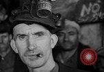 Standbild Bergleute Streik Wilsonville Illinois USA, 1937, aus Sekunde 36 historischem Filmmaterial Videoclip 65675073024