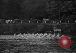 Standbild Carnegie crew Race Derby Connecticut USA, 1937, aus Sekunde 23 historischem Filmmaterial Videoclip 65675073025
