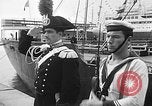 Standbild Ankunft der Kohle Genua Italien, 1947, aus Sekunde 26 historischem Filmmaterial Videoclip 65675073035