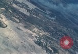 Standbild Air Attack Vietnam, 1965, aus Sekunde 13 historischem Filmmaterial Videoclip 65675073044
