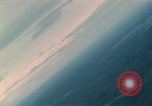 Standbild Air Attack Vietnam, 1965, aus Sekunde 4 historischem Filmmaterial Videoclip 65675073045