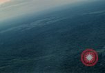 Standbild Air Attack Vietnam, 1965, aus Sekunde 18 historischem Filmmaterial Videoclip 65675073045