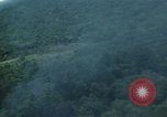 Standbild Air Attack Vietnam, 1965, aus Sekunde 60 historischem Filmmaterial Videoclip 65675073045