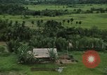 Image attaque aérienne Vietnam, 1965, de la seconde 21 séquences d'archives historiques vidéo 65675073046