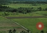 Image attaque aérienne Vietnam, 1965, de la seconde 24 séquences d'archives historiques vidéo 65675073046