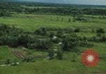 Image attaque aérienne Vietnam, 1965, de la seconde 26 séquences d'archives historiques vidéo 65675073046